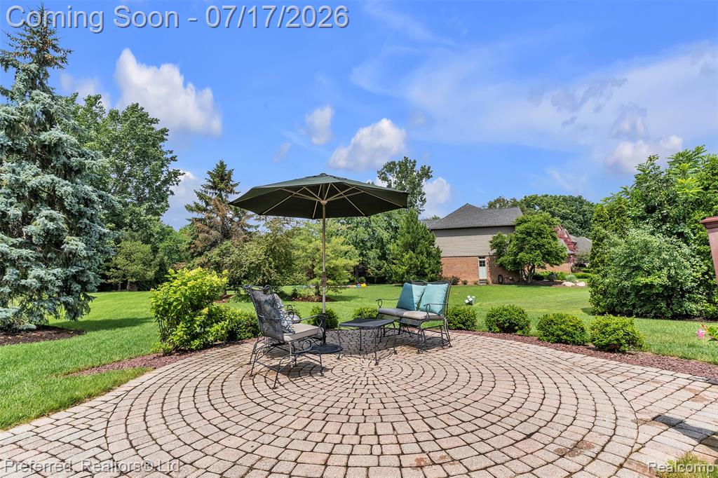 46564 Southview Lane, Plymouth, MI 48170 — Photo 48