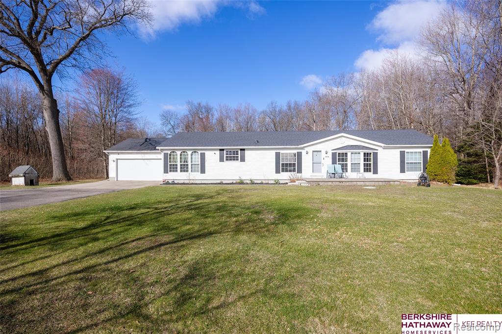 19090 Sumpter Road, Belleville, MI 48111 — front exterior