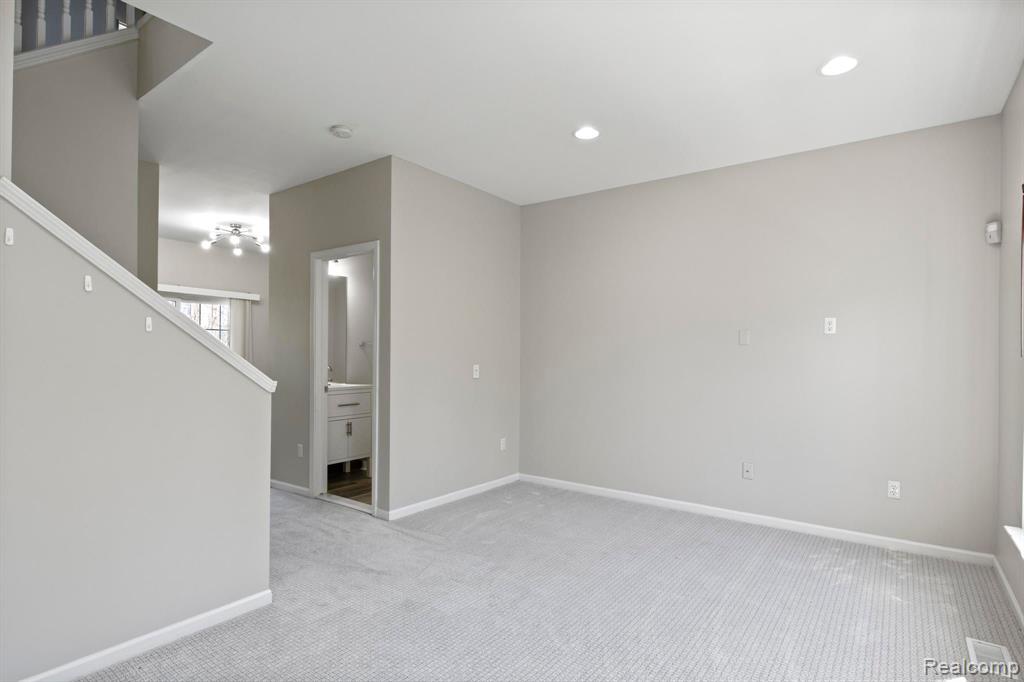44771 ELLERY Lane, Novi, MI 48377 — Photo 4