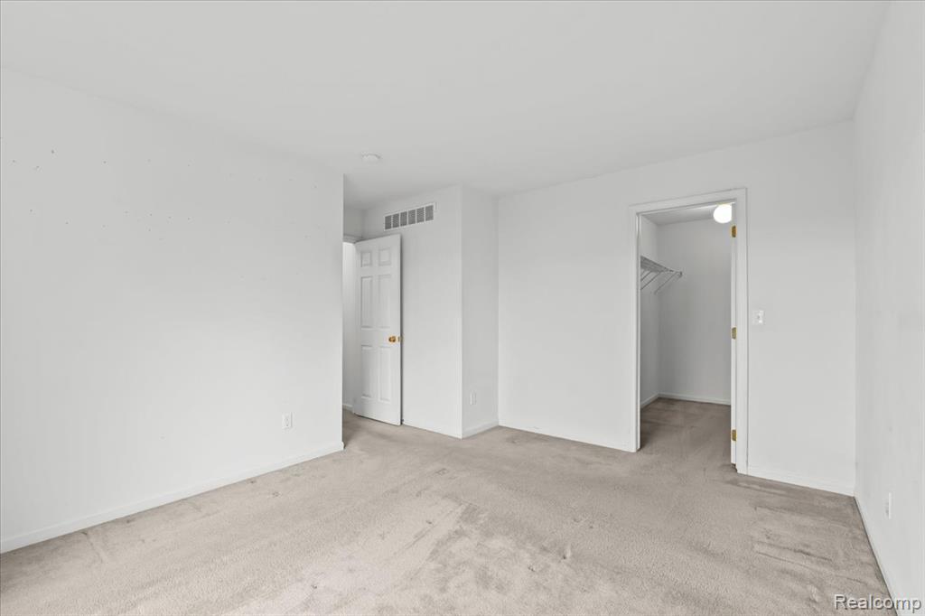 7140 Maplelawn Drive, Ypsilanti, MI 48197 — Photo 13