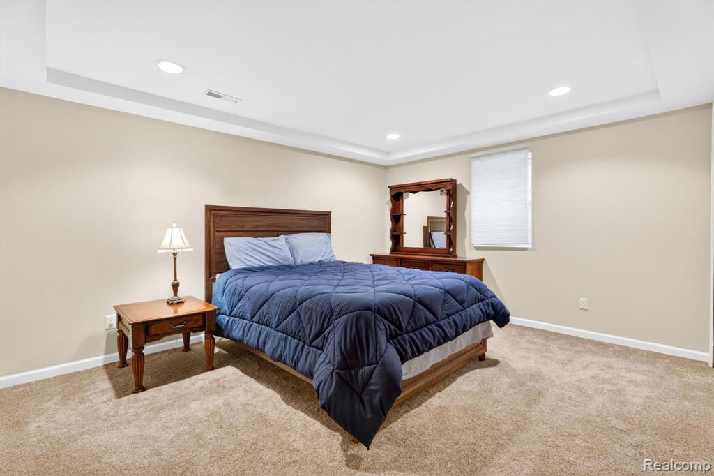 2562 Sequoia Court, Bloomfield, MI 48304 — Photo 40