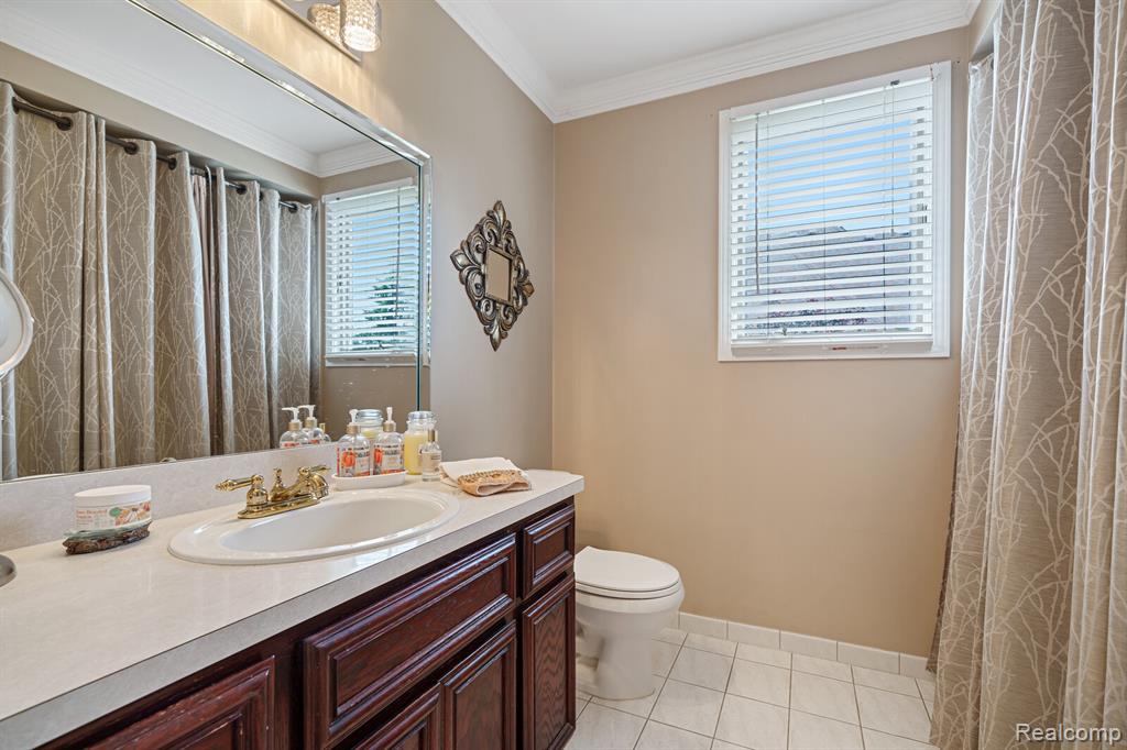53844 Cherrywood Drive, Shelby Twp, MI 48315 — Photo 40