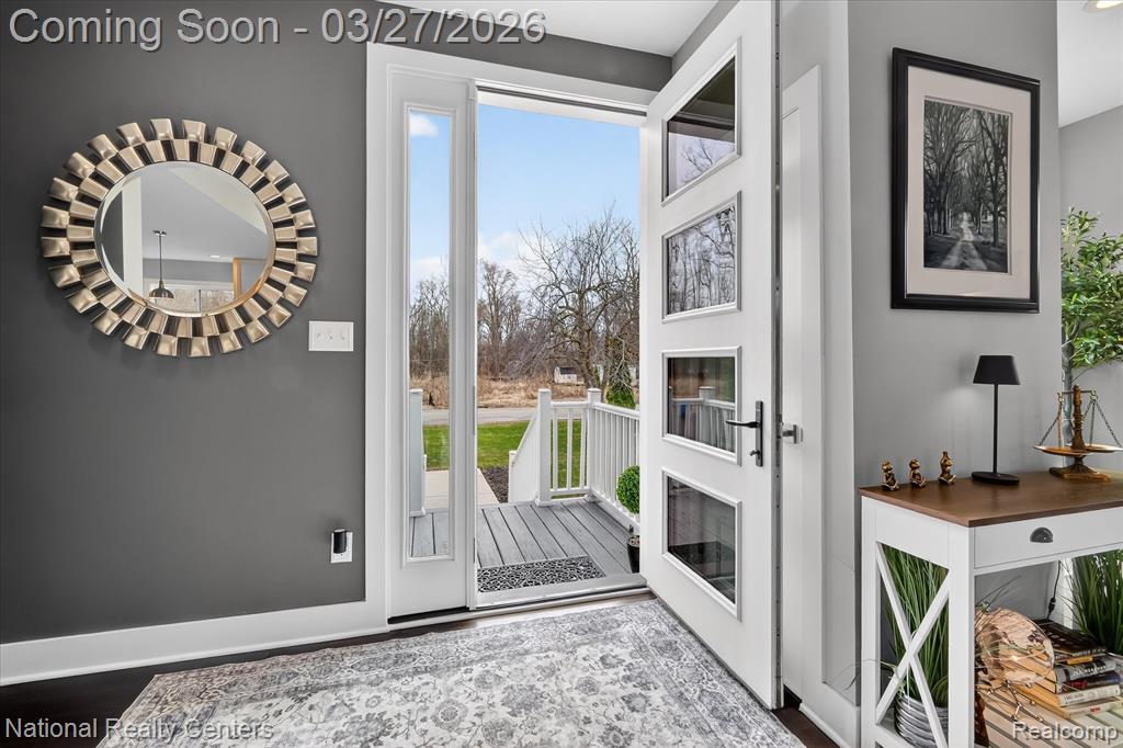 946 Dunreath Street, Wolverine Lake, MI 48390 — Photo 4