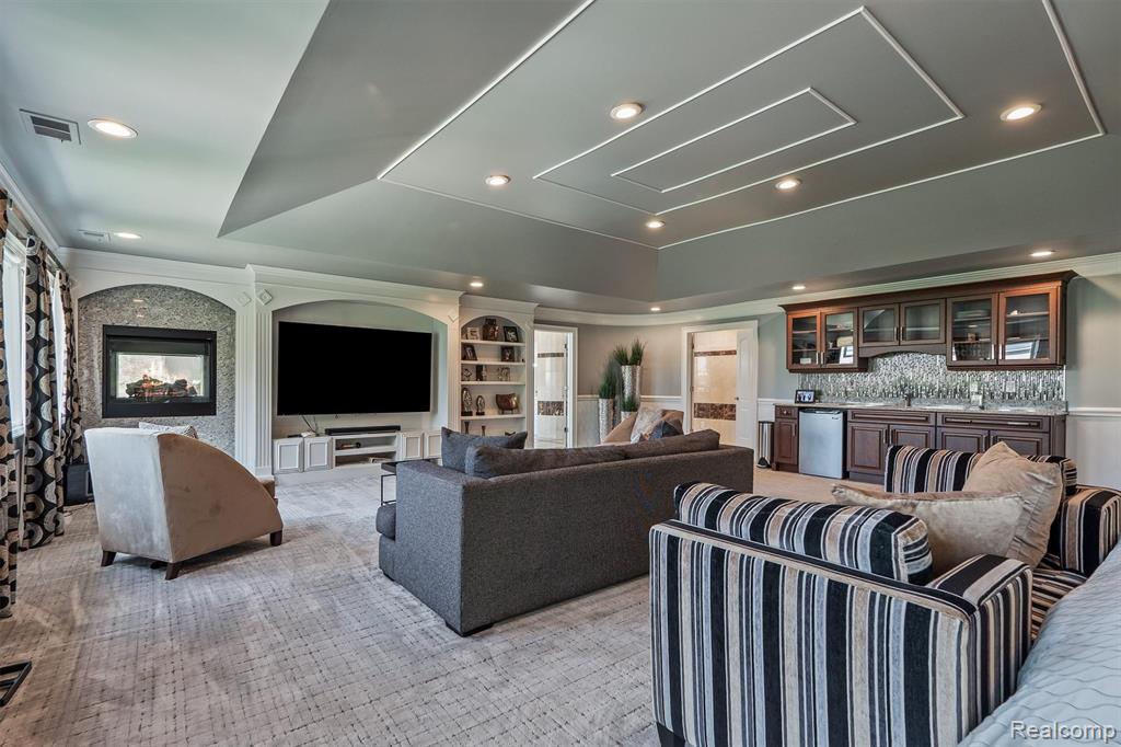 6608 Minnow Pond Drive, West Bloomfield, MI — Photo 23