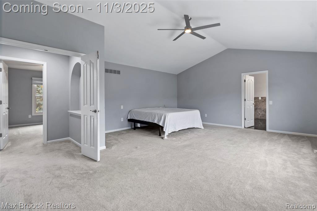 5366 Midchester Court, West Bloomfield, MI 48324 — Photo 22