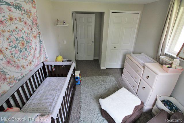 5001 DURNHAM Drive, Waterford, MI 48327 — Photo 21