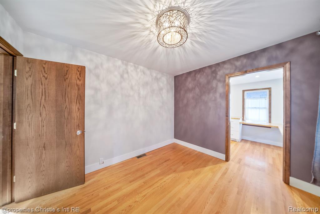 601 BALDWIN Avenue, Royal Oak, MI 48067 — Photo 7