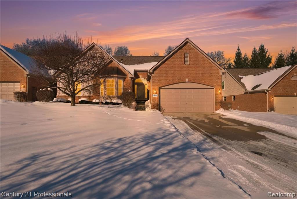 3895 Arbor Drive, Auburn Hills, MI 48326 — front exterior