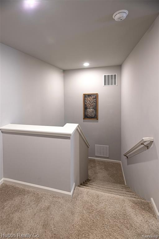 7340 Westminster Circle, Grand Blanc, MI 48439 — Photo 38