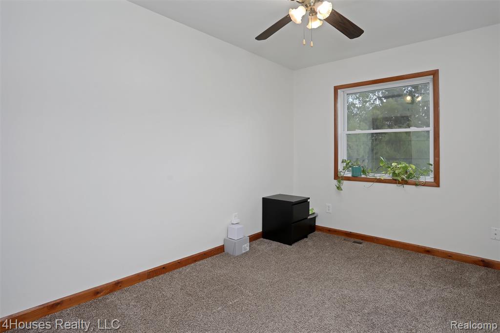 4087 Silver Valley Drive, Lake Orion, MI — Photo 28