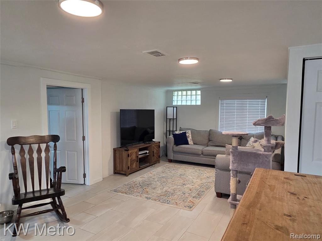 3323 Phillips Avenue, Berkley, MI 48072 — Photo 13