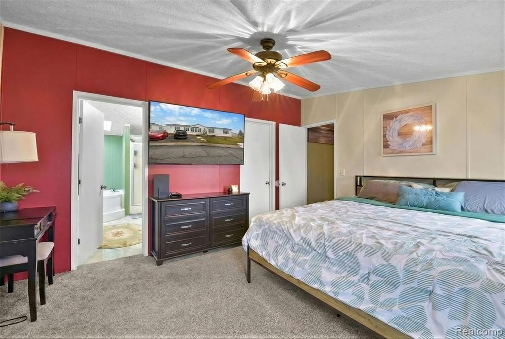 2330 CHARTER OAK Court, Newport, MI 48166 — Photo 29