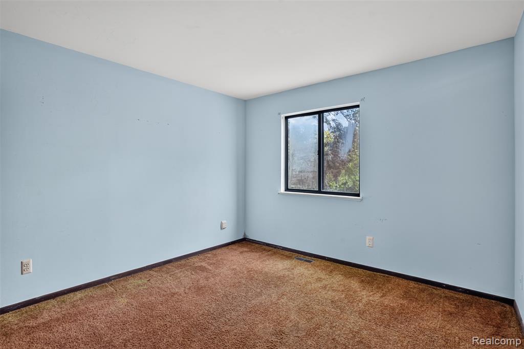 16955 English Road, Manchester, MI 48158 — Photo 18