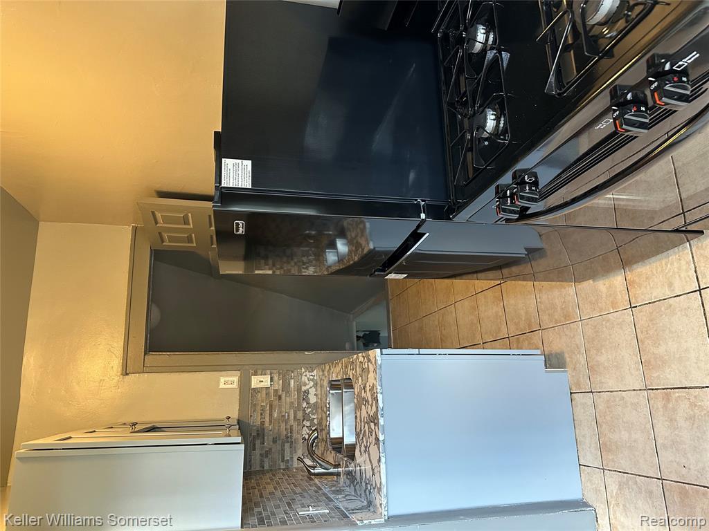 1197 VIRGINIA PARK Street, Detroit, MI 48202 — Photo 83