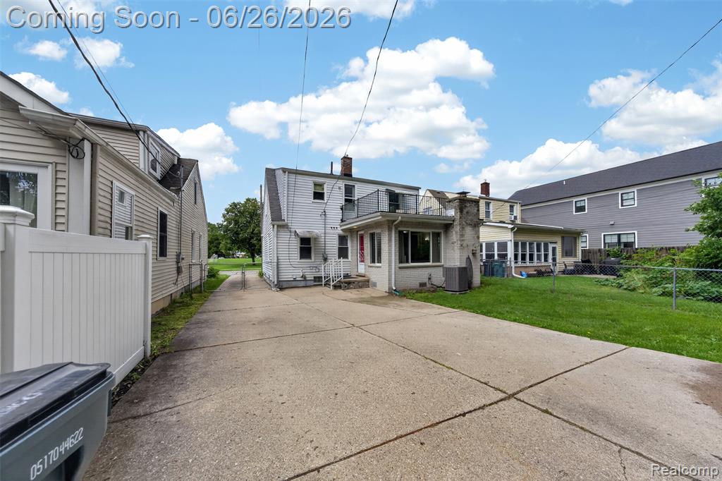 410 N Alexander Avenue, Royal Oak, MI 48067 — Photo 25
