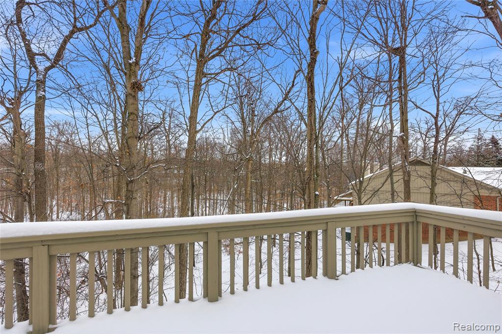 7154 Westchester, West Bloomfield, MI — Photo 37