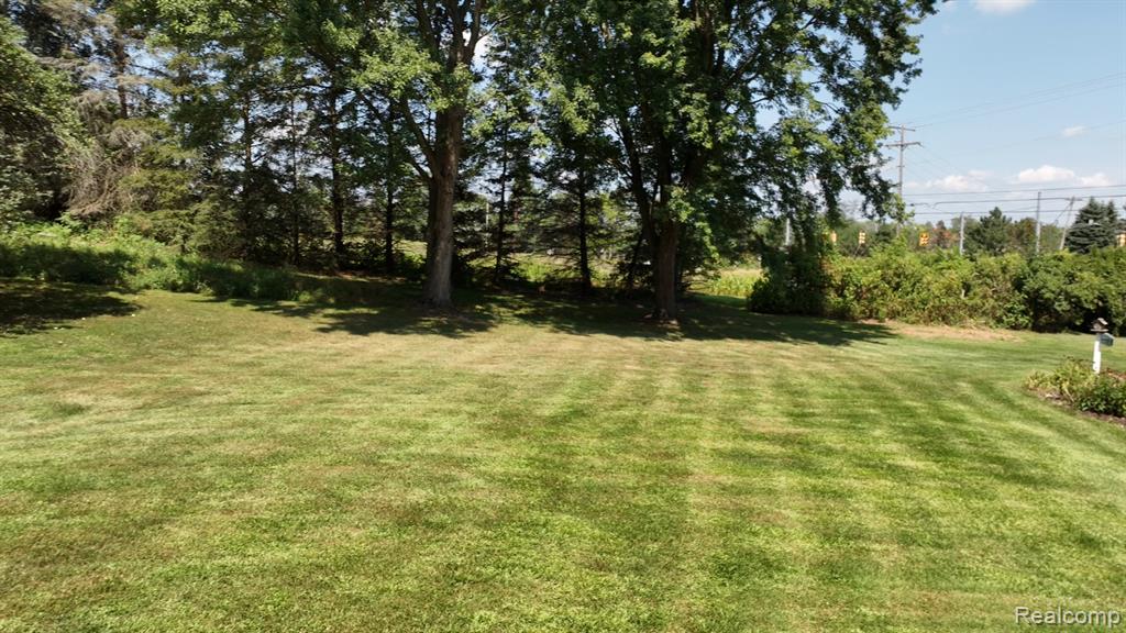 371 N Ortonville Road, Ortonville, MI 48462 — Photo 72