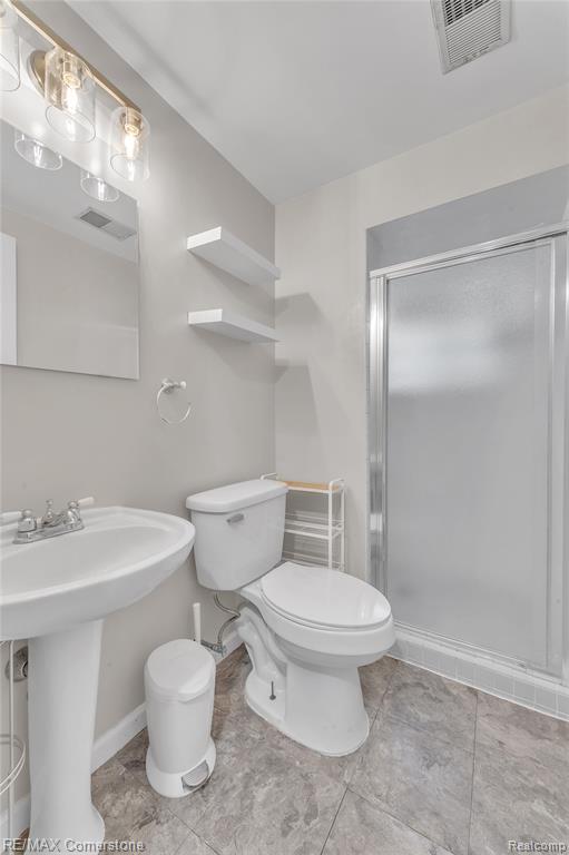 6797 Chirrewa Street, Westland, MI — Photo 22