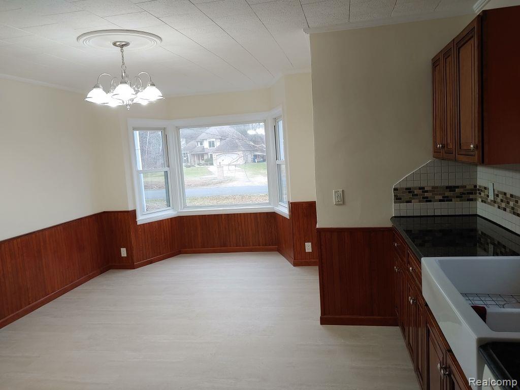 4026 S TOWERLINE Road, Bridgeport, MI 48722 — Photo 9