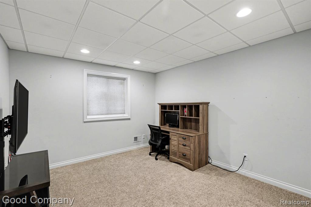 900 Watersmeet Drive, Oxford, MI 48371 — Photo 50