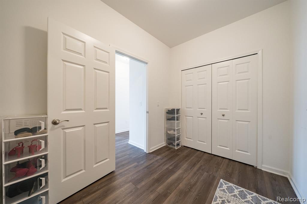 24737 Arbor Court, Macomb, MI 48042 — Photo 18