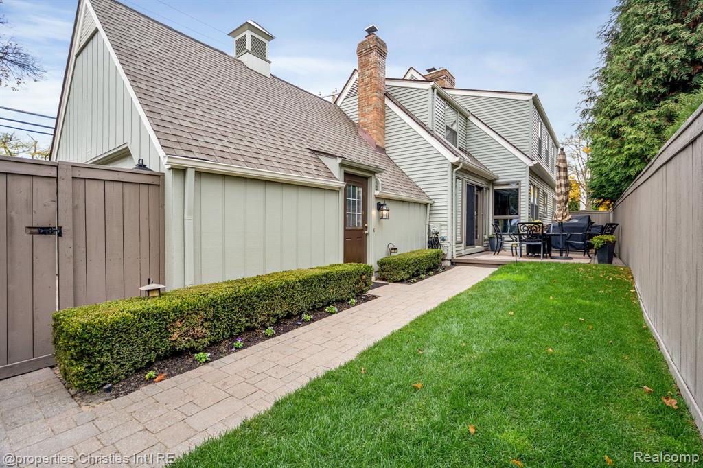 660 Woodland, Birmingham, MI 48009 — Photo 34