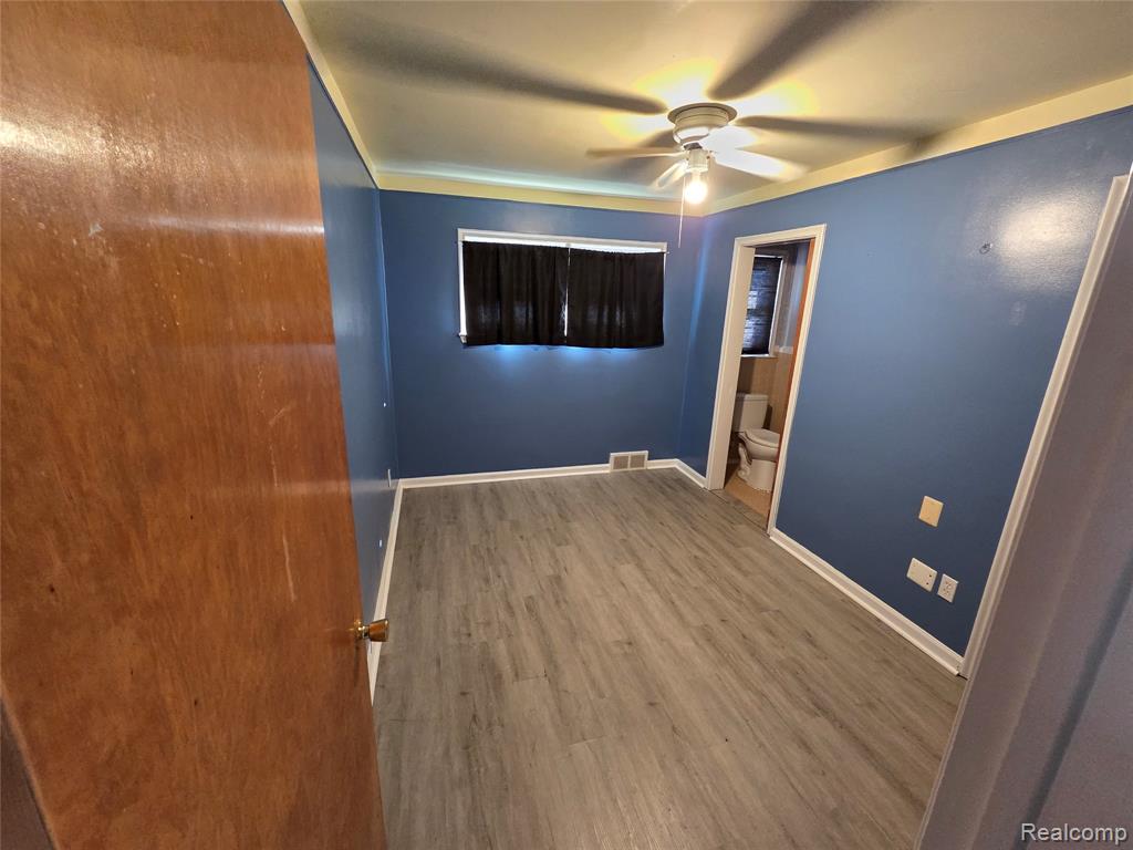 8960 Arnold Avenue, Redford, MI 48239 — Photo 15