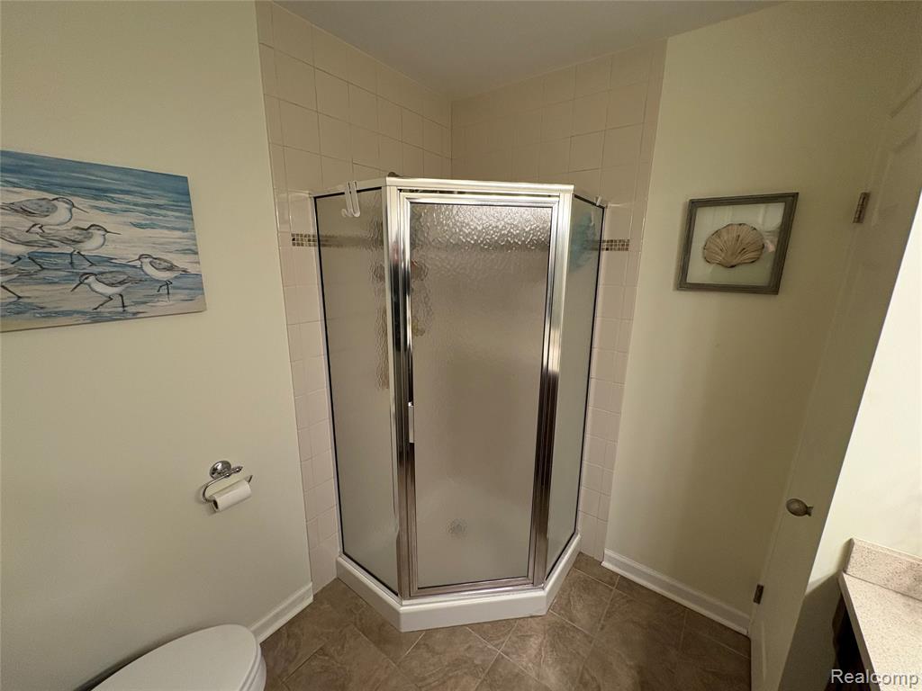 607 Perry Creek Drive, Grand Blanc, MI 48439 — Photo 38