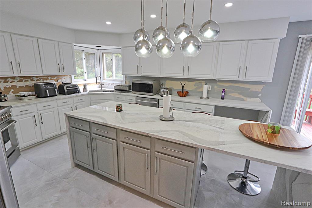 39405 Windsome Drive, Northville, MI 48167 — Photo 13