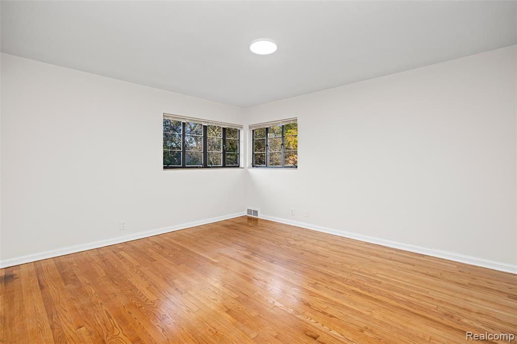 17240 Pontchartrain Blvd, Detroit, MI 48203 — Photo 33