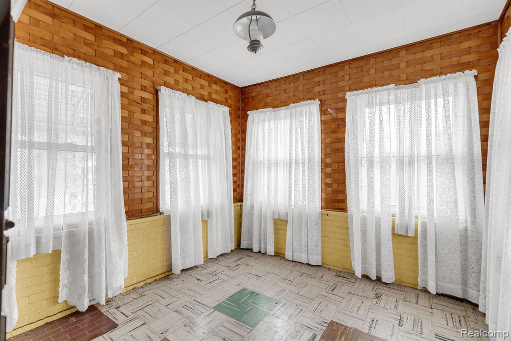 8227 Bingham Street, Detroit, MI 48228 — Photo 17