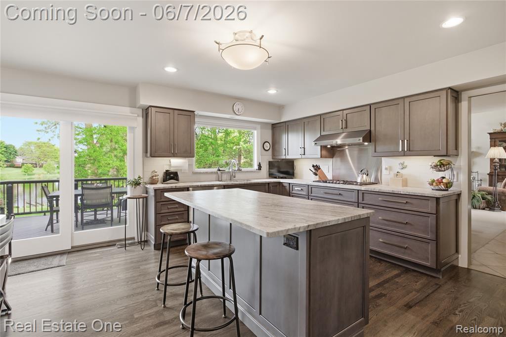 5321 Forest Way, Bloomfield Hills, MI 48302 — Photo 15