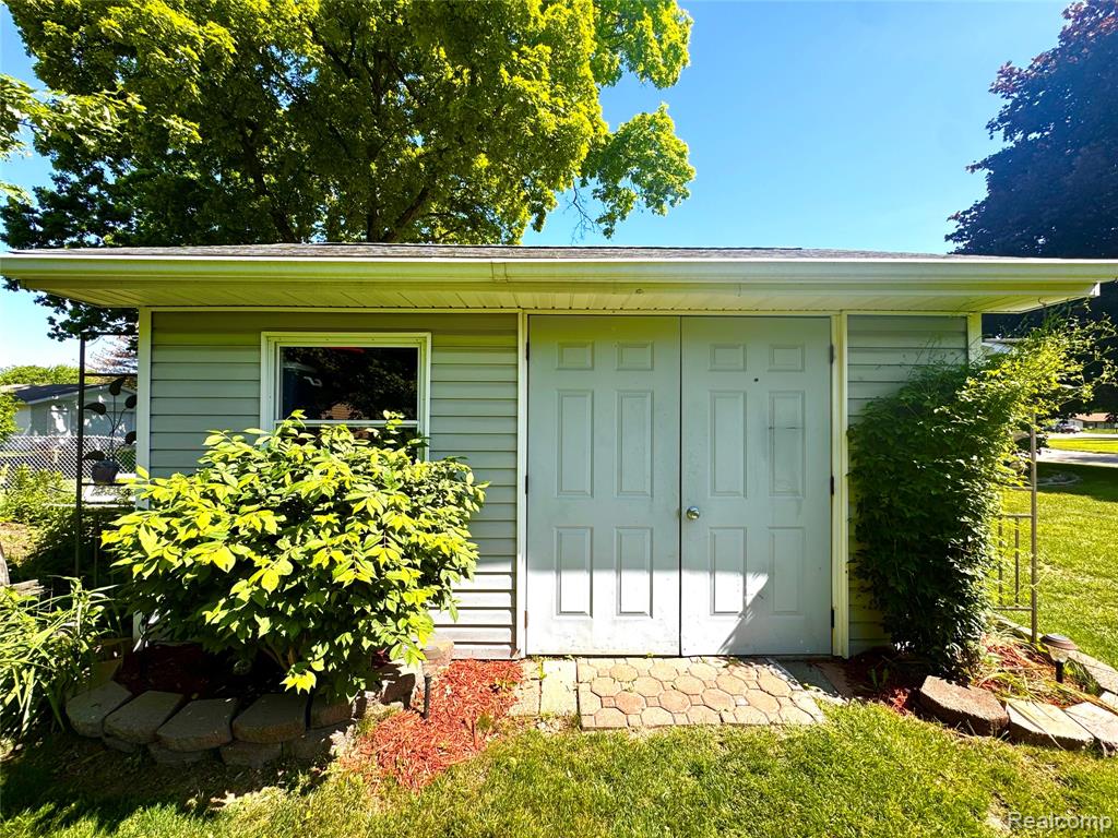 2455 Valley Church Drive, Clio, MI 48420 — Photo 25