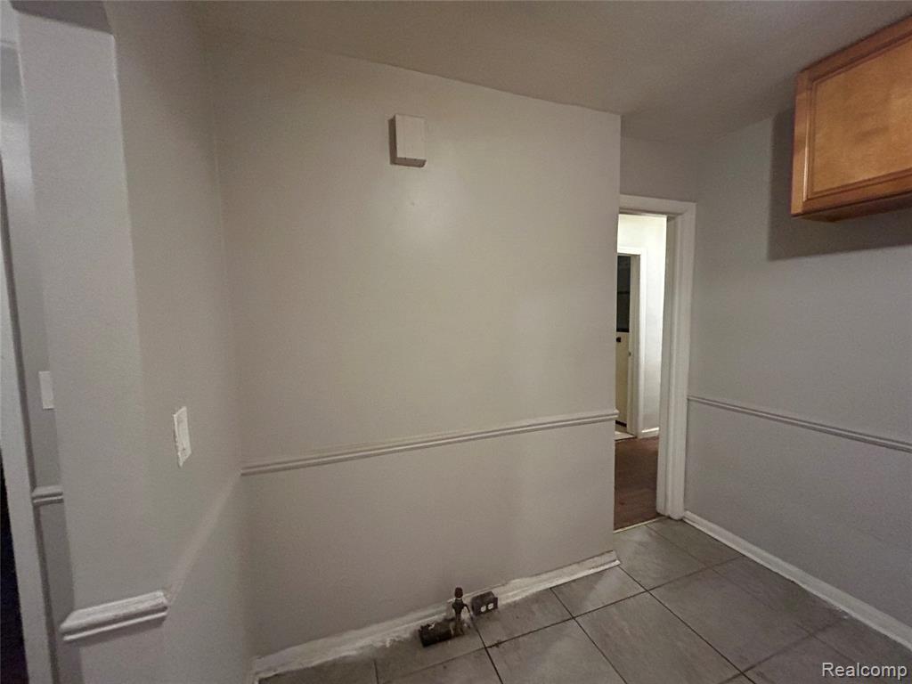 6718 Grandville Avenue, Detroit, MI 48228 — Photo 3