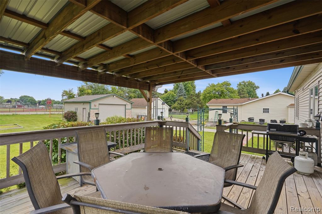9210 Newburgh Road, Livonia, MI 48150 — Photo 18