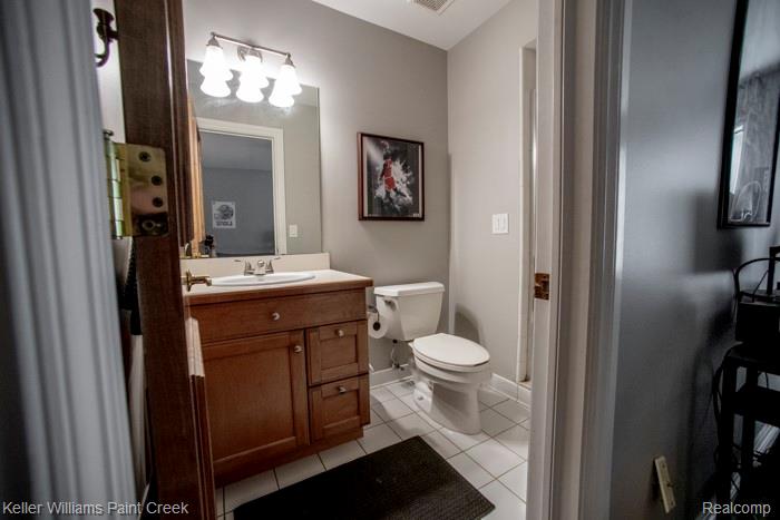 4853 Goodison Place Drive, Rochester, MI 48306 — Photo 30