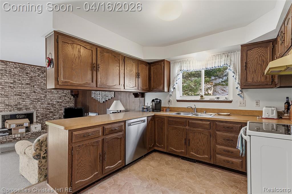 18231 Stamford Street, Livonia, MI, 48152