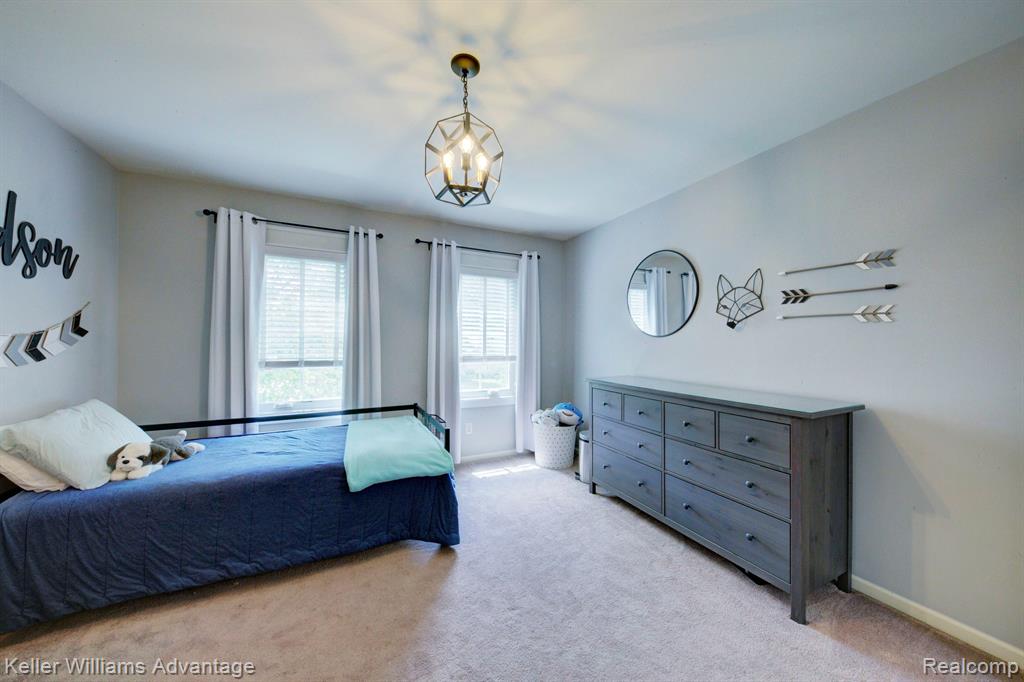 47694 EDINBURGH Drive, Plymouth, MI 48170 — Photo 40