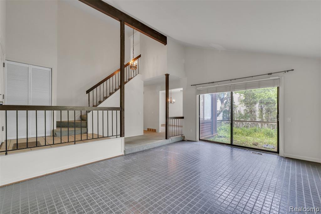 5772 Perrytown Drive, West Bloomfield, MI — Photo 10