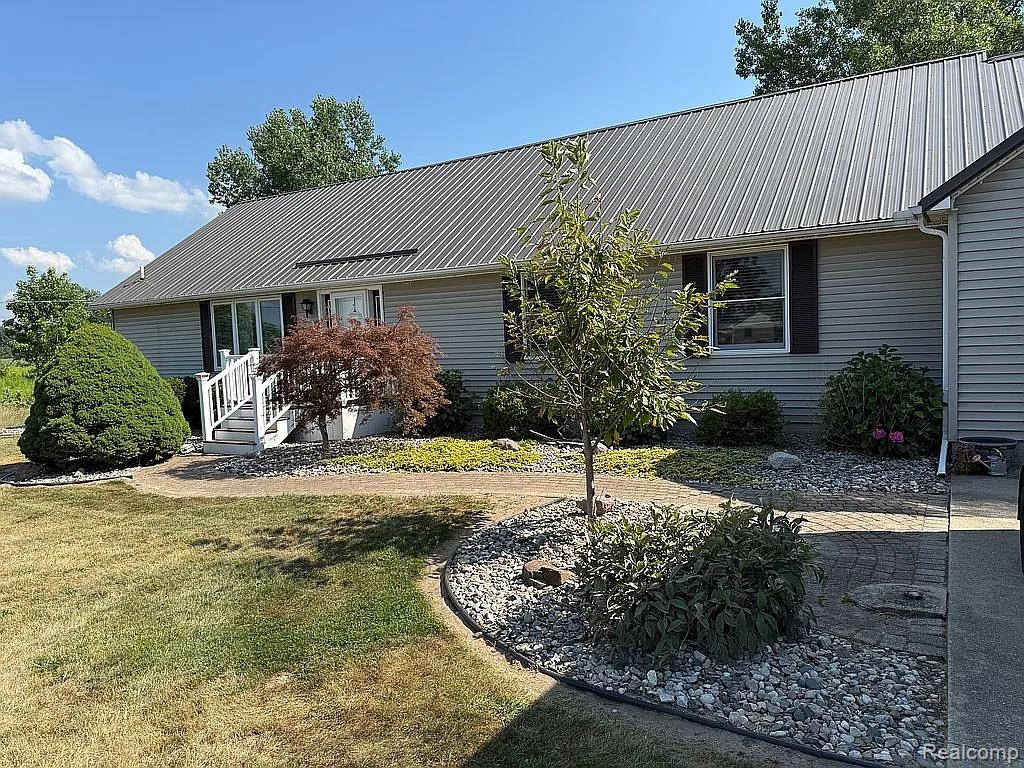 4022 Busch Road, Birch Run, MI 48415 — Photo 3