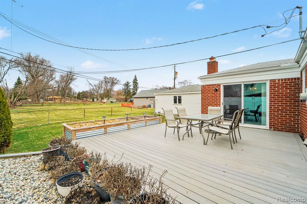 5135 Sudbury Drive, Warren, MI 48092 — Photo 16