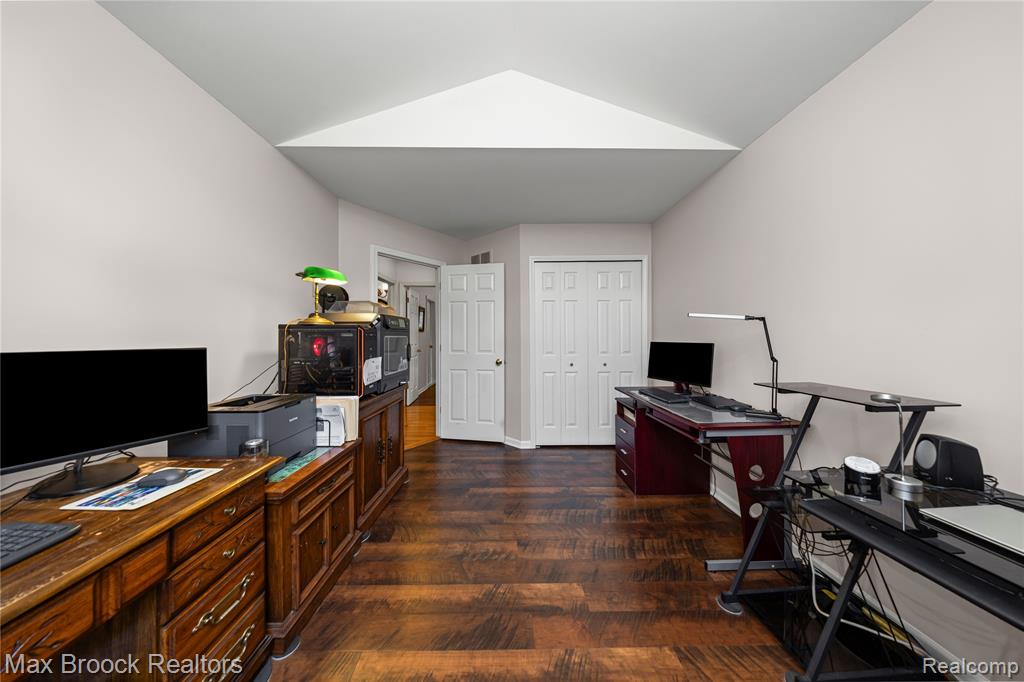 6555 Westphalia, West Bloomfield, MI 48324 — Photo 21