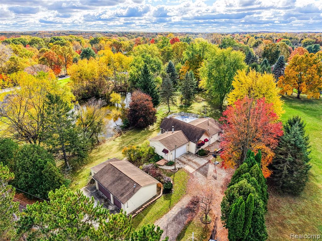 680 S 680 s hacker Road, Brighton, MI 48114 — Photo 22
