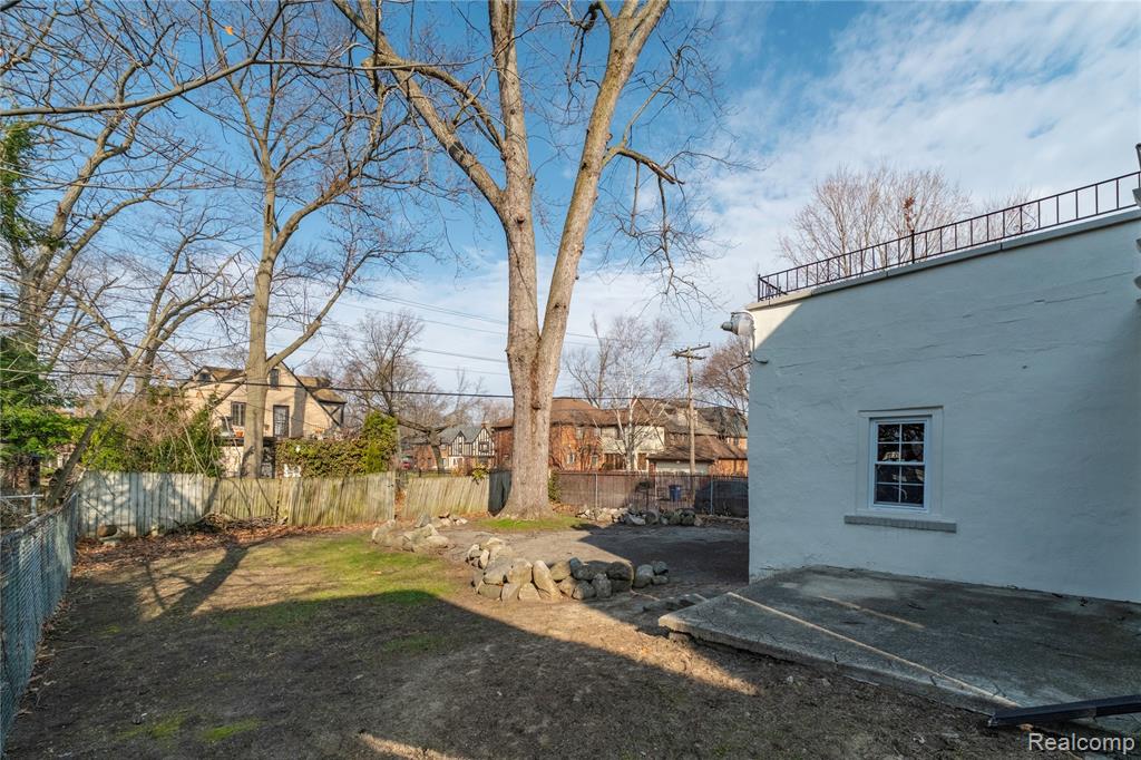 18695 Parkside Street, Detroit, MI 48221 — Photo 55