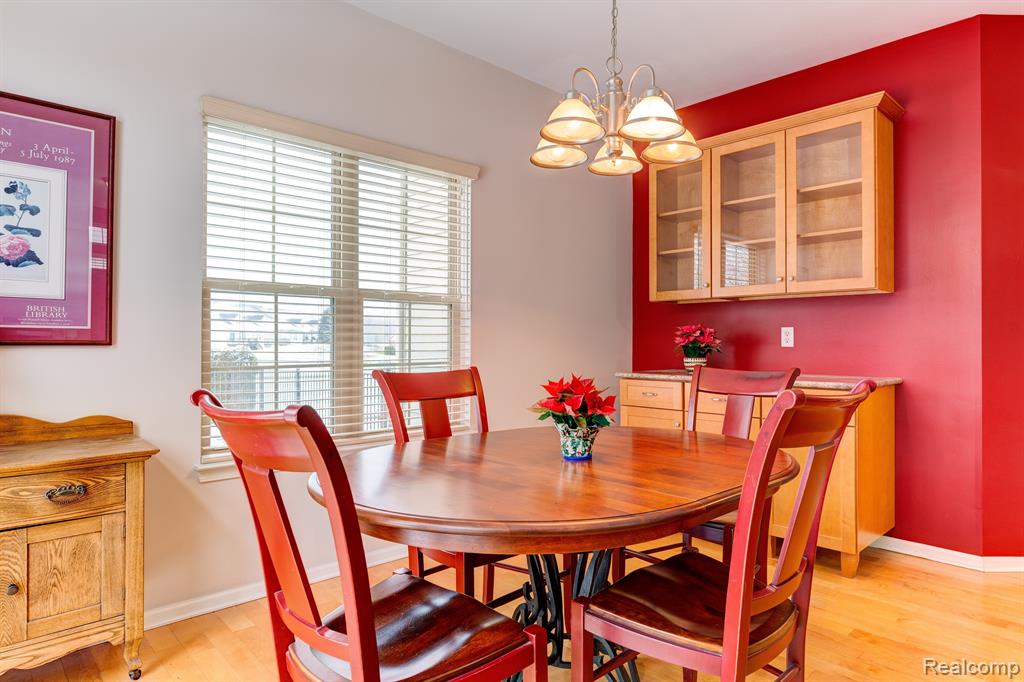 5933 WOODFIELD Parkway, Grand Blanc, MI 48439 — Photo 17