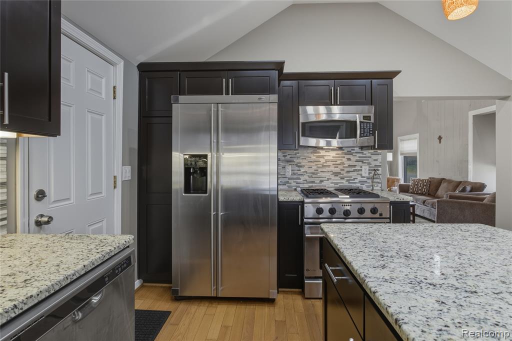 703 Parkdale Road, Rochester, MI 48307 — Photo 7