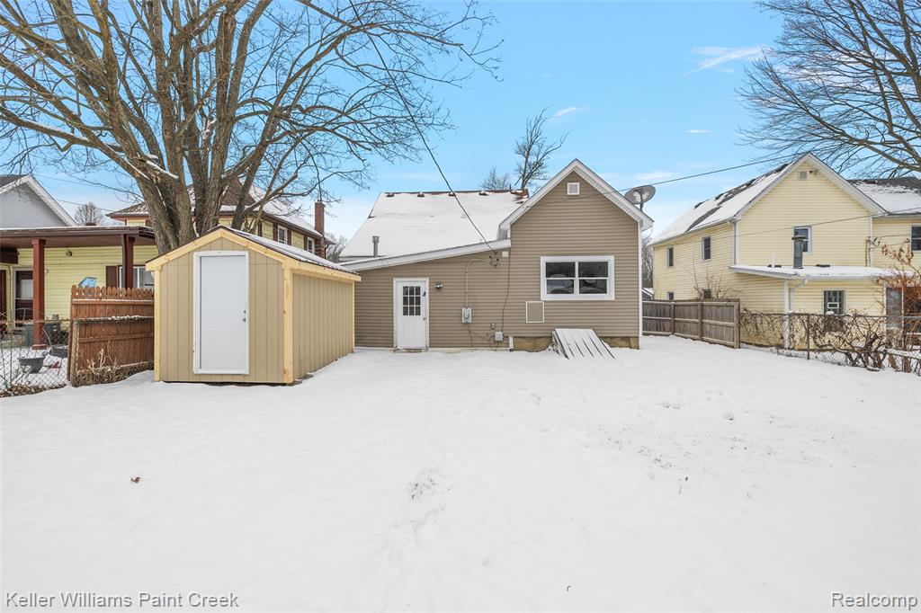 88 E Elmwood, Leonard, MI 48367 — Photo 40