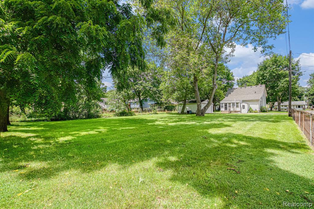 708 E CROSS Street, Ypsilanti, MI 48198 — Photo 23
