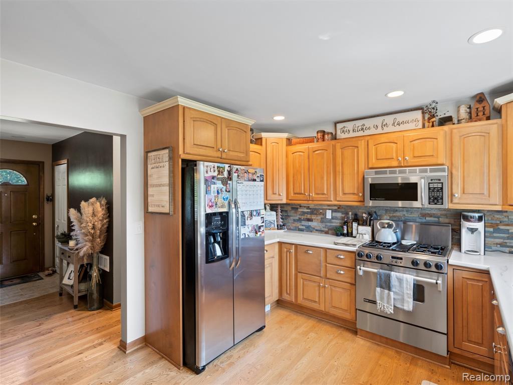 5308 Hummer Lake Road, Oxford, MI 48371 — Photo 11