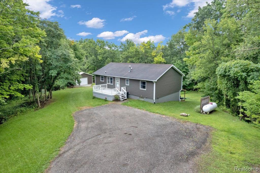 5010 BELLE RIVER Road, Attica, MI 48412 — Photo 2